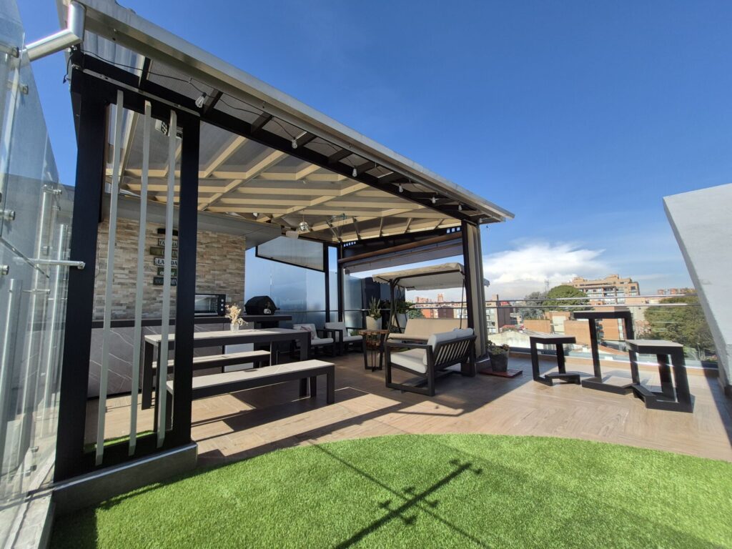 pergola para terraza en acero inoxidable. pergola para espacios exteriores en acero inoxidable. Pergola para patios